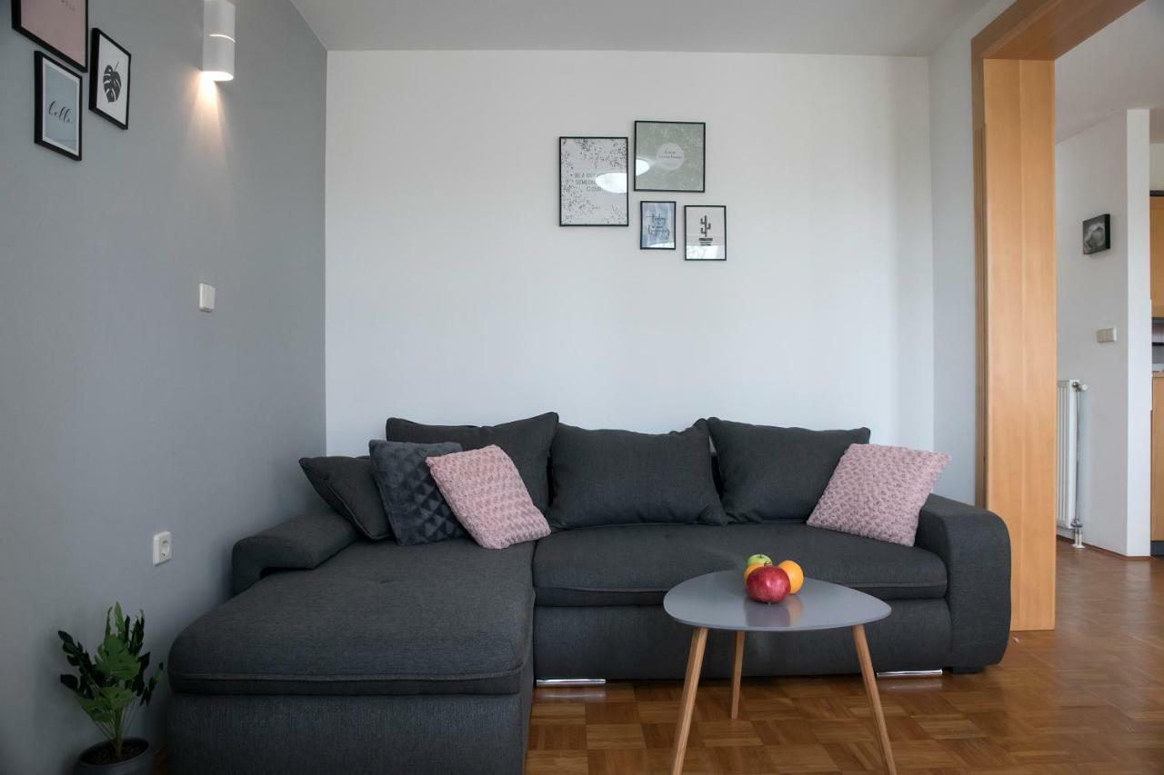Apartma Spelca Banovci Buitenkant foto